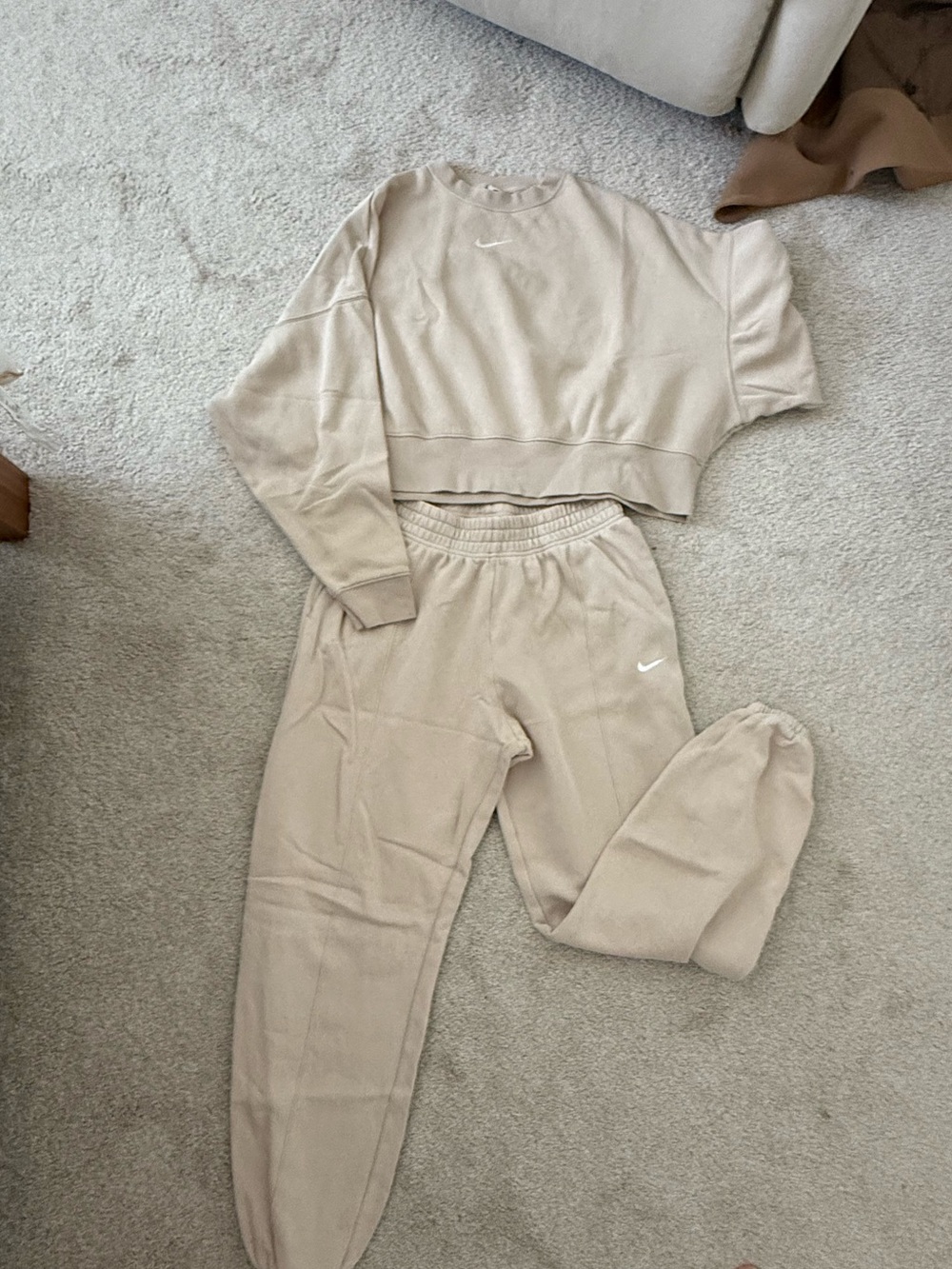 Nike Beige Cropped Sweatshirt and Joggers Set